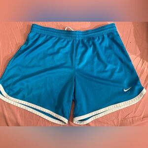 Nike shorts xl